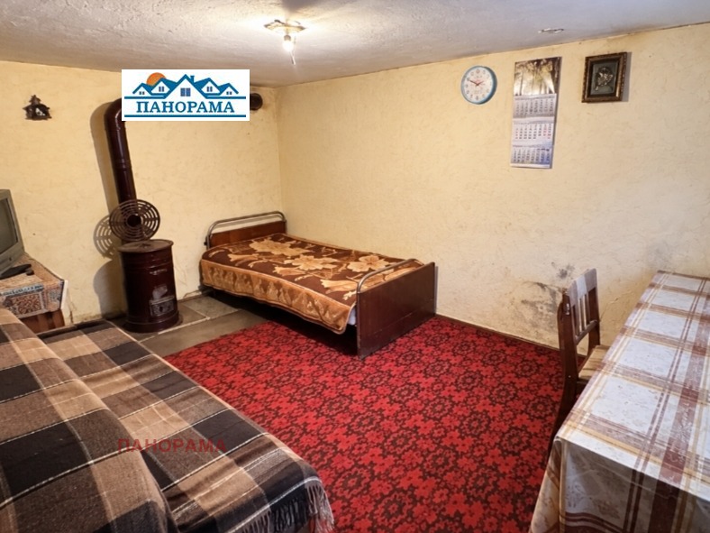 Продава КЪЩА, с. Дълго поле, област Пловдив, снимка 12 - Къщи - 56298270