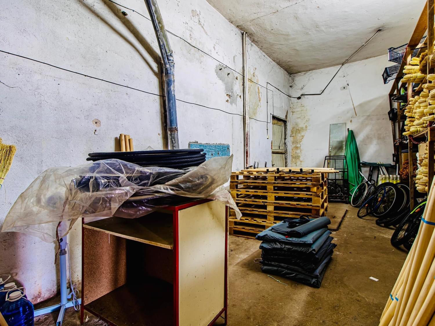 Продава МАГАЗИН, гр. Монтана, Широк център, снимка 9 - Магазини - 53797645