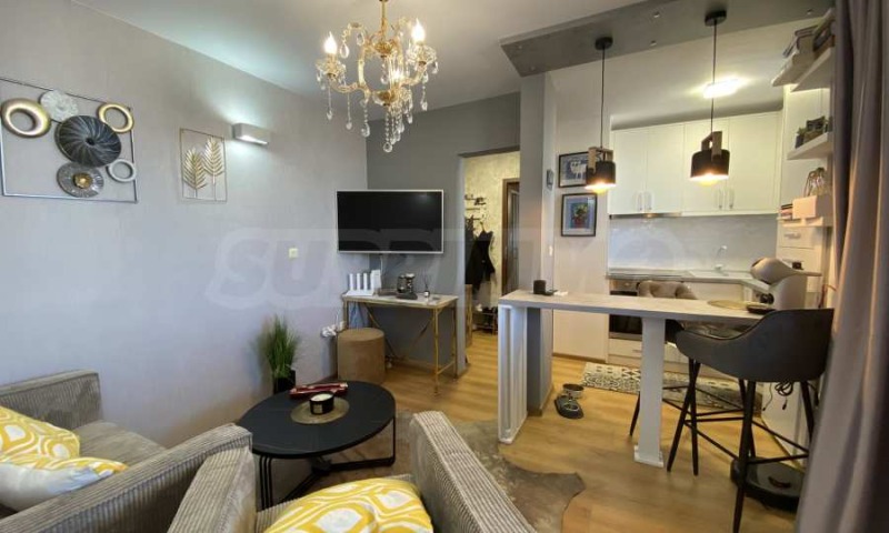 Продава 2-СТАЕН в област Благоевград, гр. Банско - 45 кв.м / 66 000 € » 129 084.78 лв., СУПРИММО ОФИСИ В СТРАНАТА