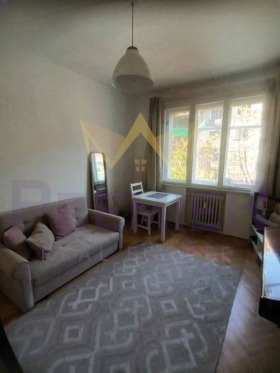 2 soveværelser Tsentar, Sofia 1