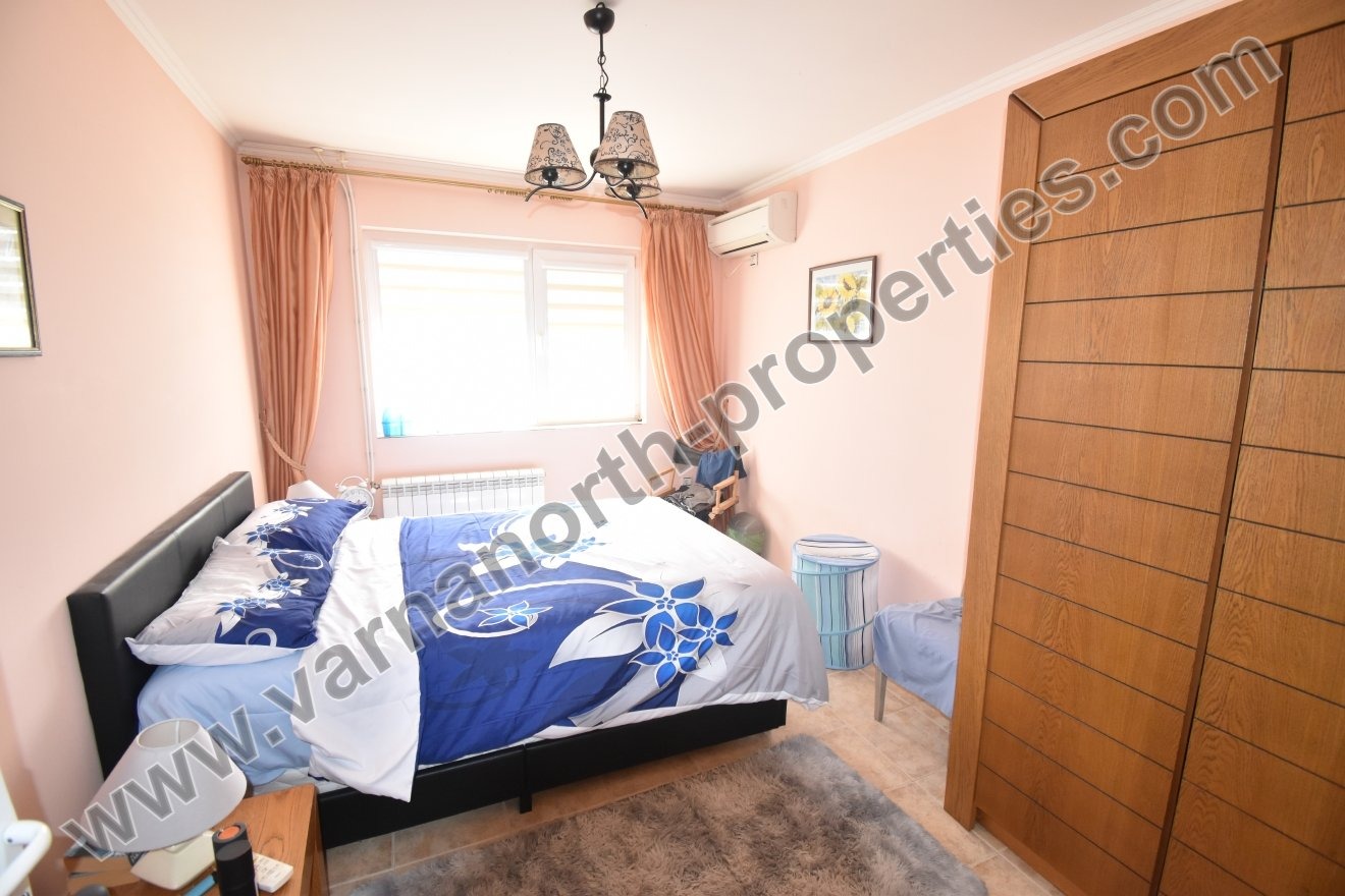 Продава КЪЩА, с. Соколово, област Добрич, снимка 4 - Къщи - 55933214