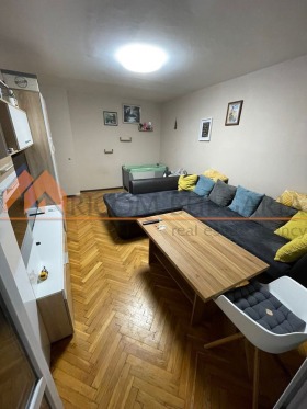 1 dormitorio Vladislav Varnenchik 1, Varna 2