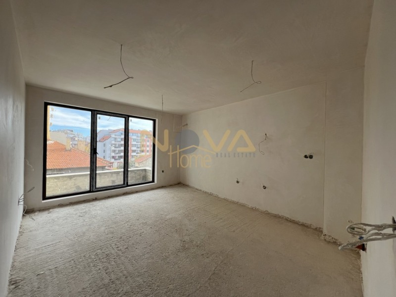 Продава 1-СТАЕН, град Варна, Цветен квартал • 104900 € / 205166.57 лв. • 24101385 1