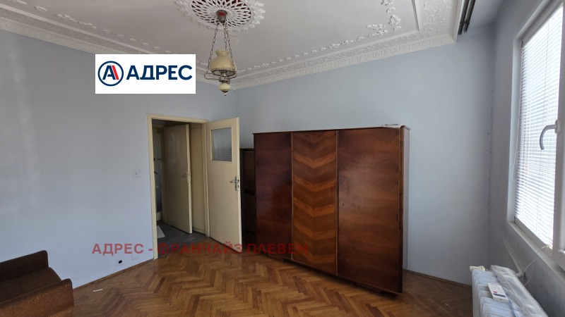 Продава 2-СТАЕН, гр. Плевен, Сторгозия, снимка 3 - Aпартаменти - 49086583