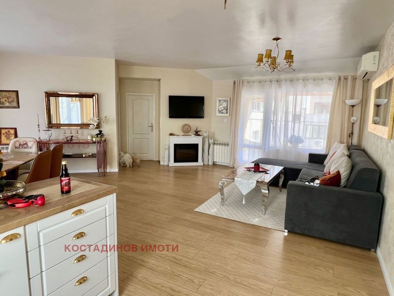 Zu verkaufen  2 Schlafzimmer Plowdiw , Zentar , 120 qm | 47420946 - Bild [2]