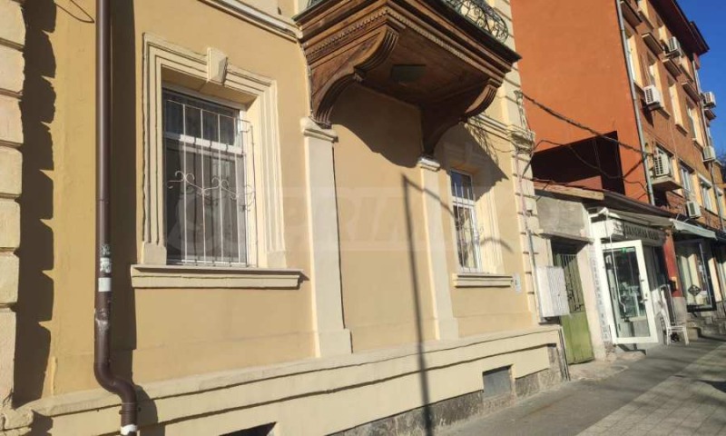 Продава  Етаж от къща, град Пловдив, Център •  255 000 EUR • ID 68278736 — holmes.bg - [1] 