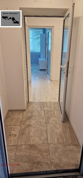 1 chambre Okrajna bolnitsa, Pazardjik 4