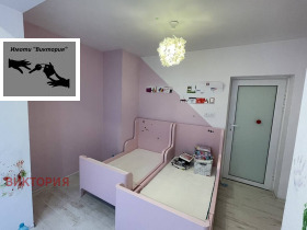 1 chambre Okrajna bolnitsa, Pazardjik 8