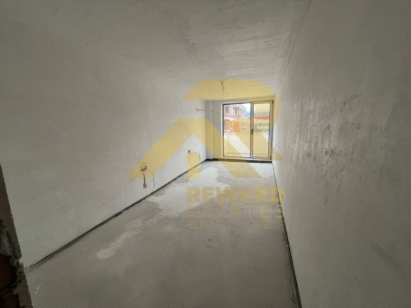 Eladó  1 hálószoba Sofia , Gorubljane , 77 négyzetméter | 73601557