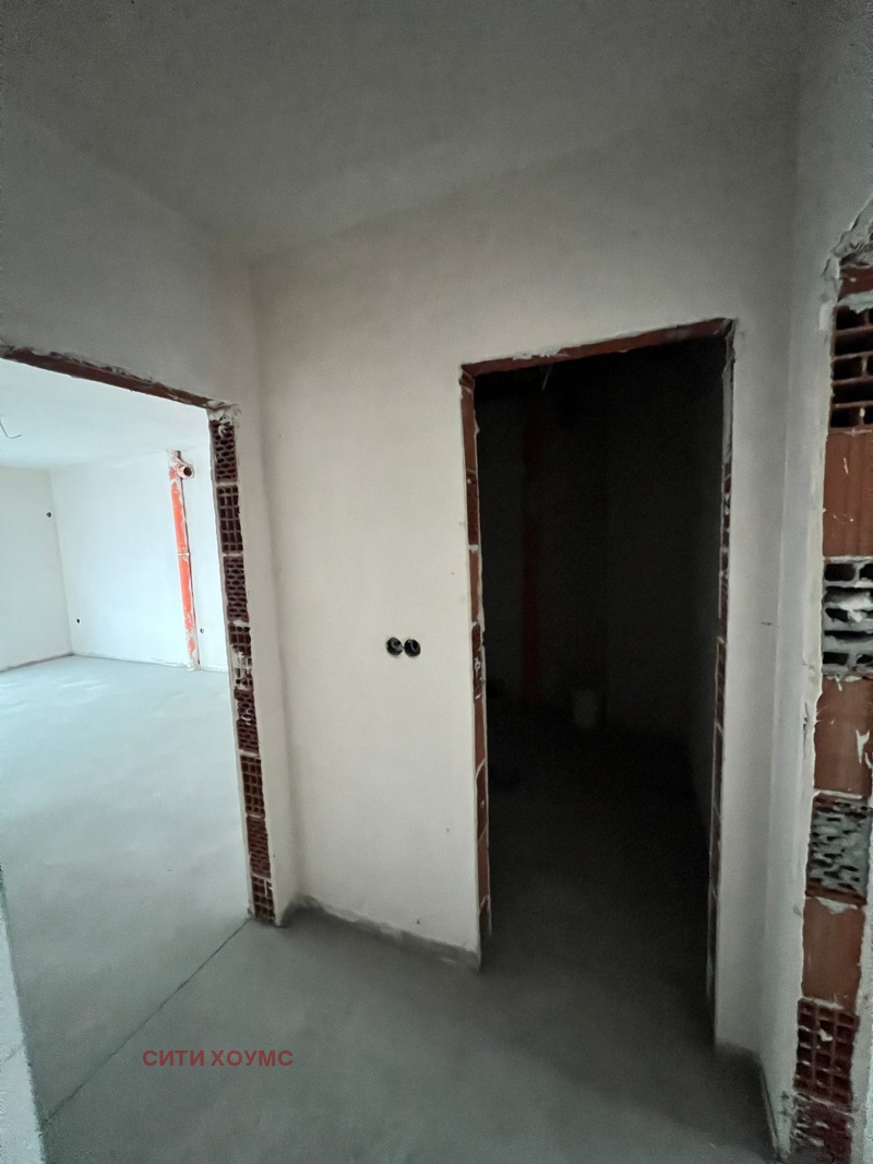 Продава МНОГОСТАЕН, гр. Кърджали, Възрожденци, снимка 7 - Апартаменти - 52966774