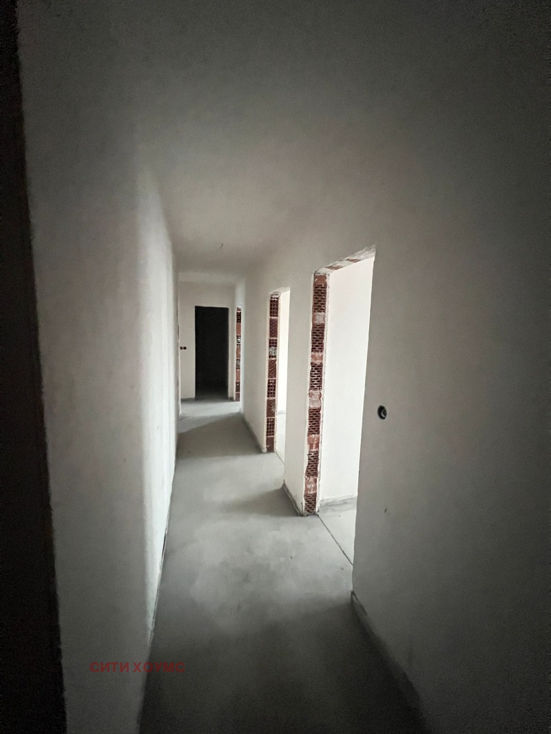 Продава МНОГОСТАЕН, гр. Кърджали, Възрожденци, снимка 4 - Апартаменти - 52966774