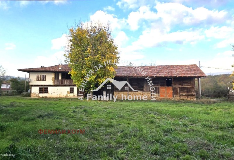 Продава КЪЩА, област Велико Търново, с. Чакали • 39850 € / 77939.83 лв. • 69612291 1