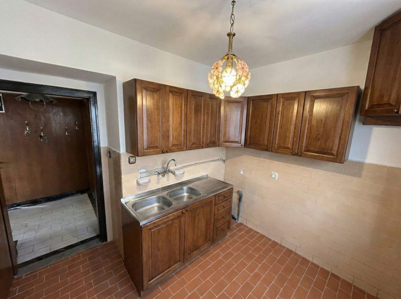 Продава КЪЩА, гр. София, област София-град, снимка 14 - Къщи - 52283229