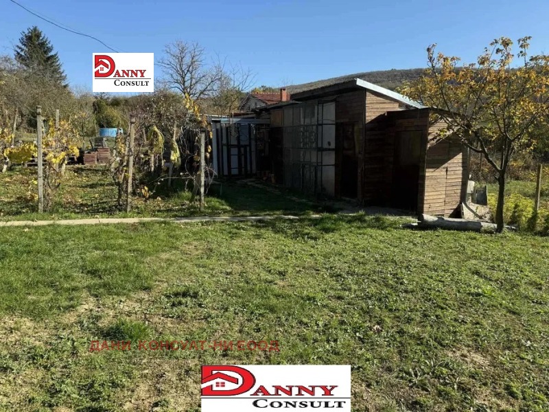 Продава КЪЩА, с. Малки чифлик, област Велико Търново, снимка 8 - Къщи - 52442612