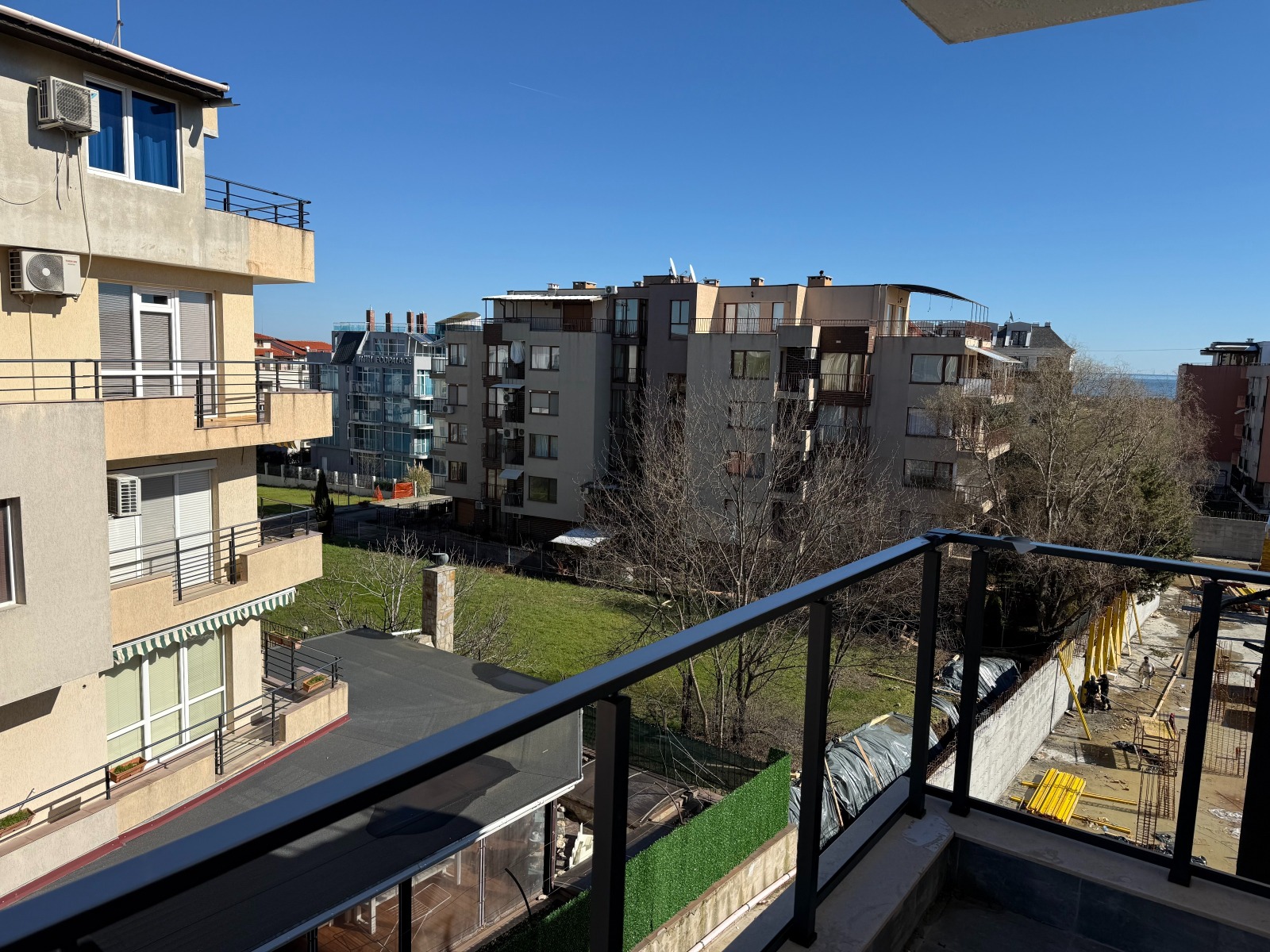 Продава 2-СТАЕН, гр. Приморско, област Бургас, снимка 2 - Апартаменти - 53779047