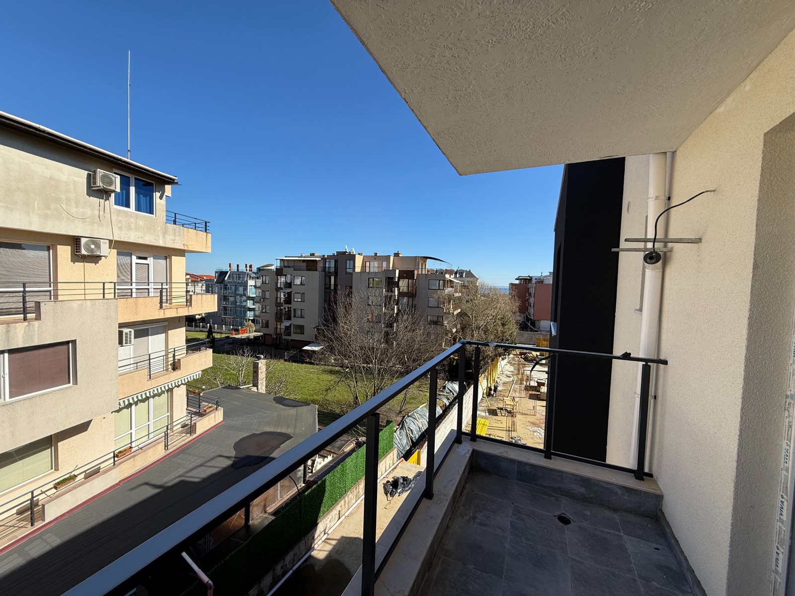 Продава 2-СТАЕН, гр. Приморско, област Бургас, снимка 3 - Апартаменти - 53779047