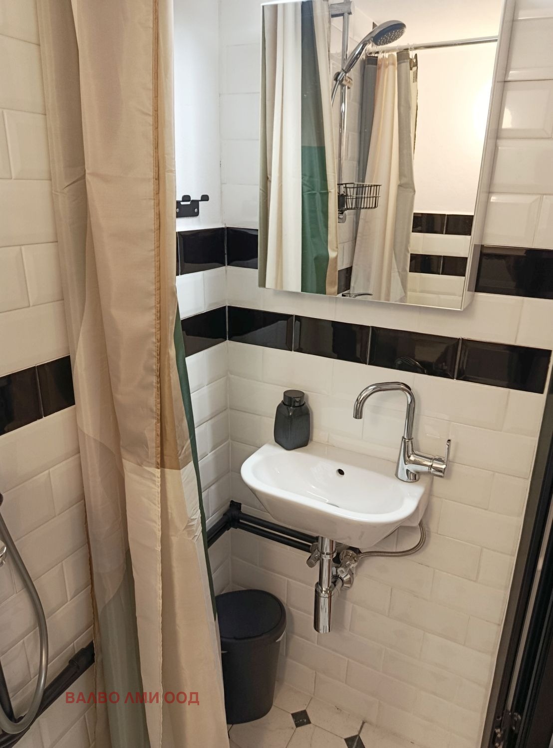 Продава АТЕЛИЕ, ТАВАН, гр. София, Център, снимка 6 - Апартаменти - 54713705