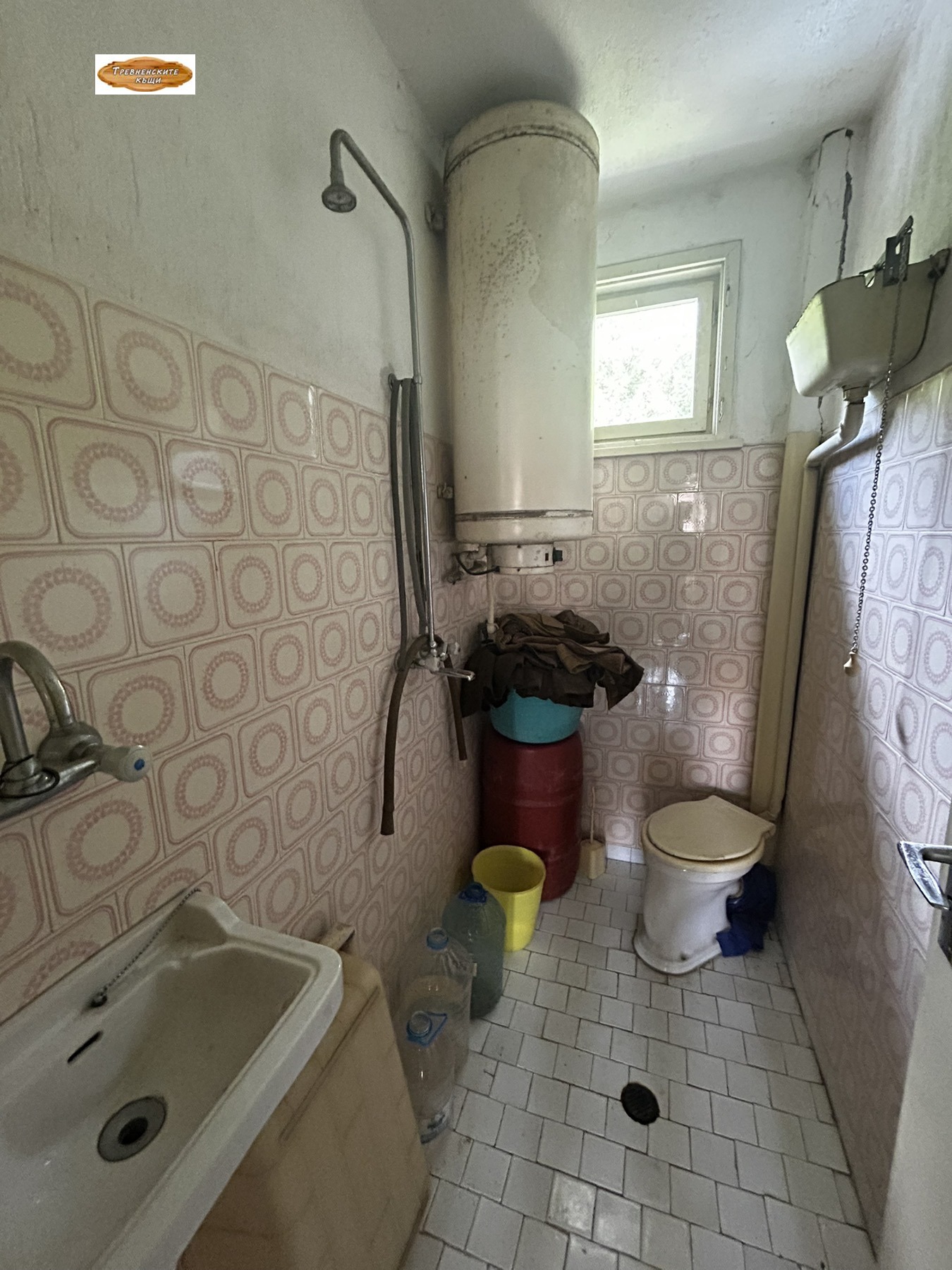Продава ЕТАЖ ОТ КЪЩА, гр. Трявна, област Габрово, снимка 7 - Етаж от къща - 54970895