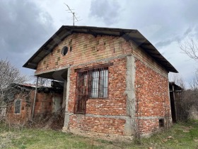 Продажба на имоти в с. Кръстевич, област Пловдив - изображение 7 