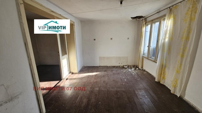 Продава КЪЩА, гр. Ловеч, Вароша, снимка 12 - Къщи - 53176385