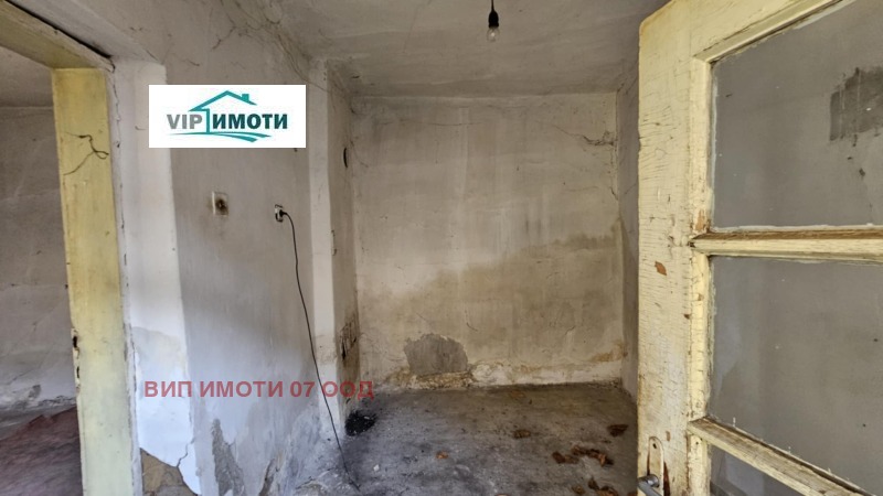 Продава КЪЩА, гр. Ловеч, Вароша, снимка 7 - Къщи - 53176385