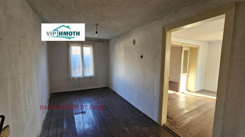 Продава КЪЩА, гр. Ловеч, Вароша, снимка 11 - Къщи - 53176385