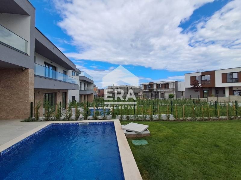 Продава КЪЩА, гр. Варна, м-т Горна Трака, снимка 13 - Къщи - 54630560