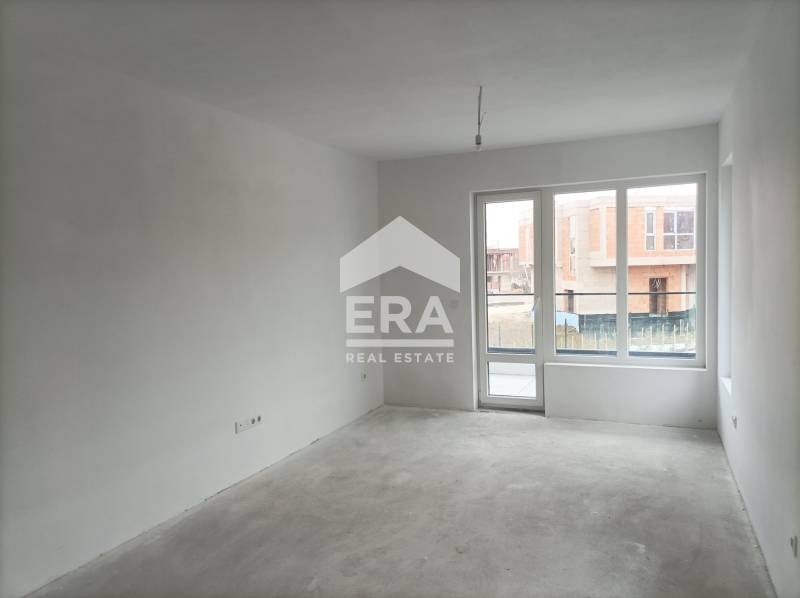 Продава КЪЩА, гр. Варна, м-т Горна Трака, снимка 6 - Къщи - 54630560