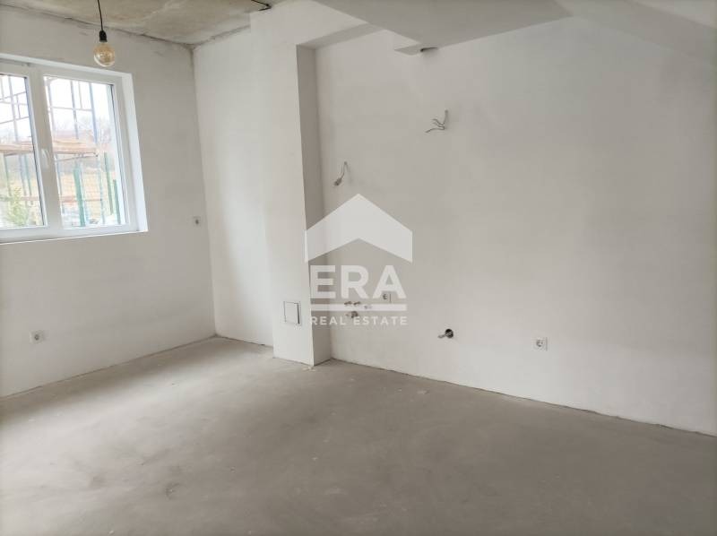 Продава КЪЩА, гр. Варна, м-т Горна Трака, снимка 4 - Къщи - 54630560