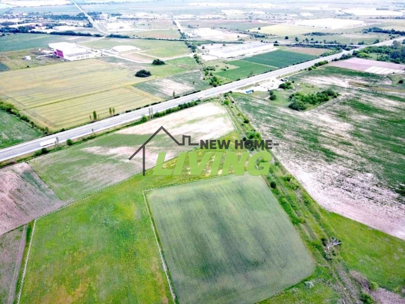 Продава ПАРЦЕЛ, област Пловдив, магистрала Тракия • 899999 € / 1760245.04 лв. • 89898823 1