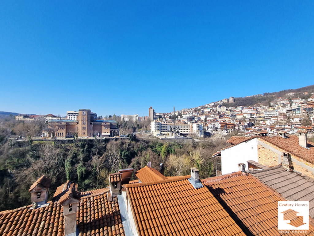 Продава ЕТАЖ ОТ КЪЩА, гр. Велико Търново, Център, снимка 13 - Етаж от къща - 53882453