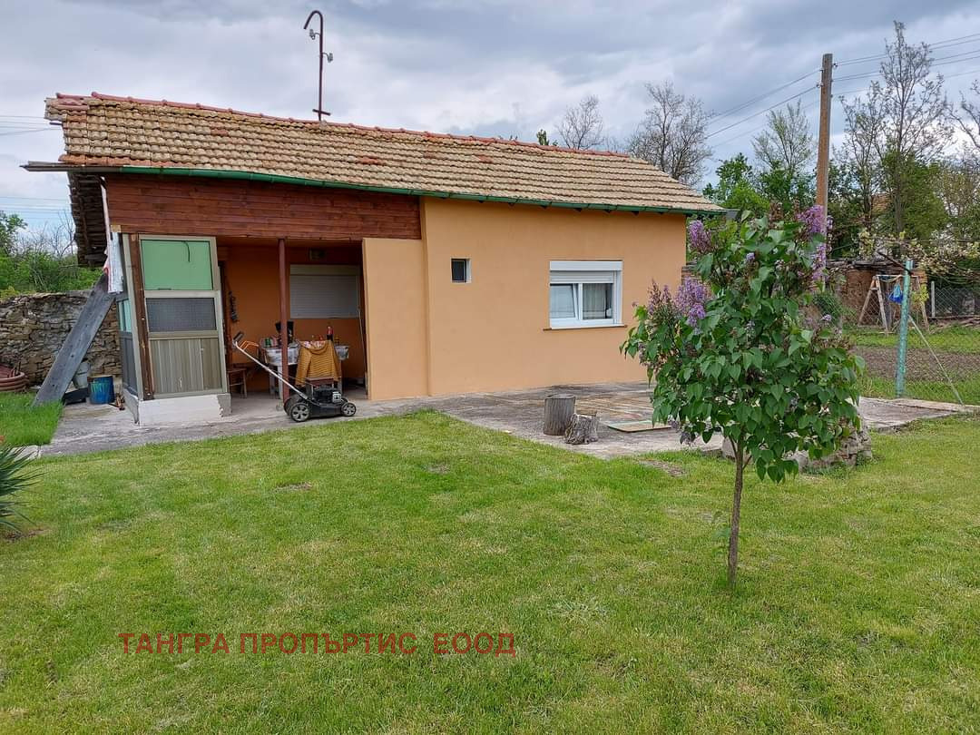 Продава КЪЩА, с. Бобораци, област Перник, снимка 5 - Къщи - 53832397