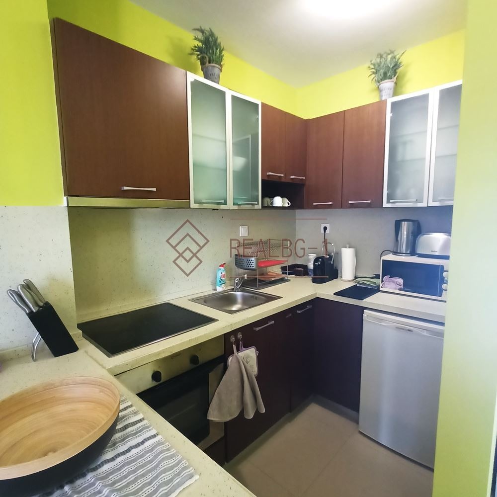 Продава КЪЩА, гр. Балчик, област Добрич, снимка 4 - Къщи - 54348646