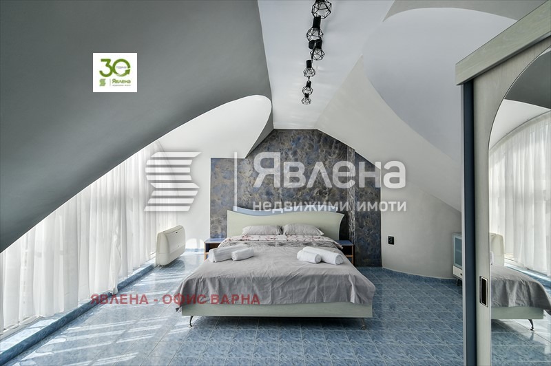 Продава МНОГОСТАЕН, гр. Варна, Център, снимка 12 - Апартаменти - 54860491