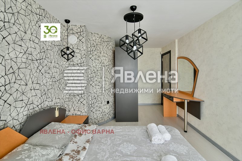 Продава МНОГОСТАЕН, гр. Варна, Център, снимка 10 - Апартаменти - 54860491
