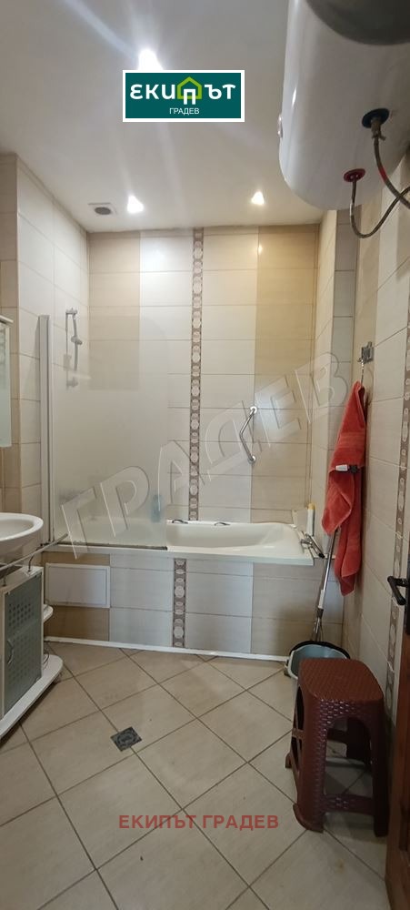 Продава КЪЩА, с. Добрина, област Варна, снимка 8 - Къщи - 54606253