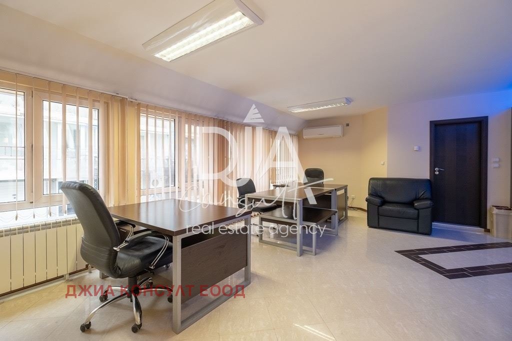 Продава 3-СТАЕН, гр. София, Лозенец, снимка 2 - Апартаменти - 56079728