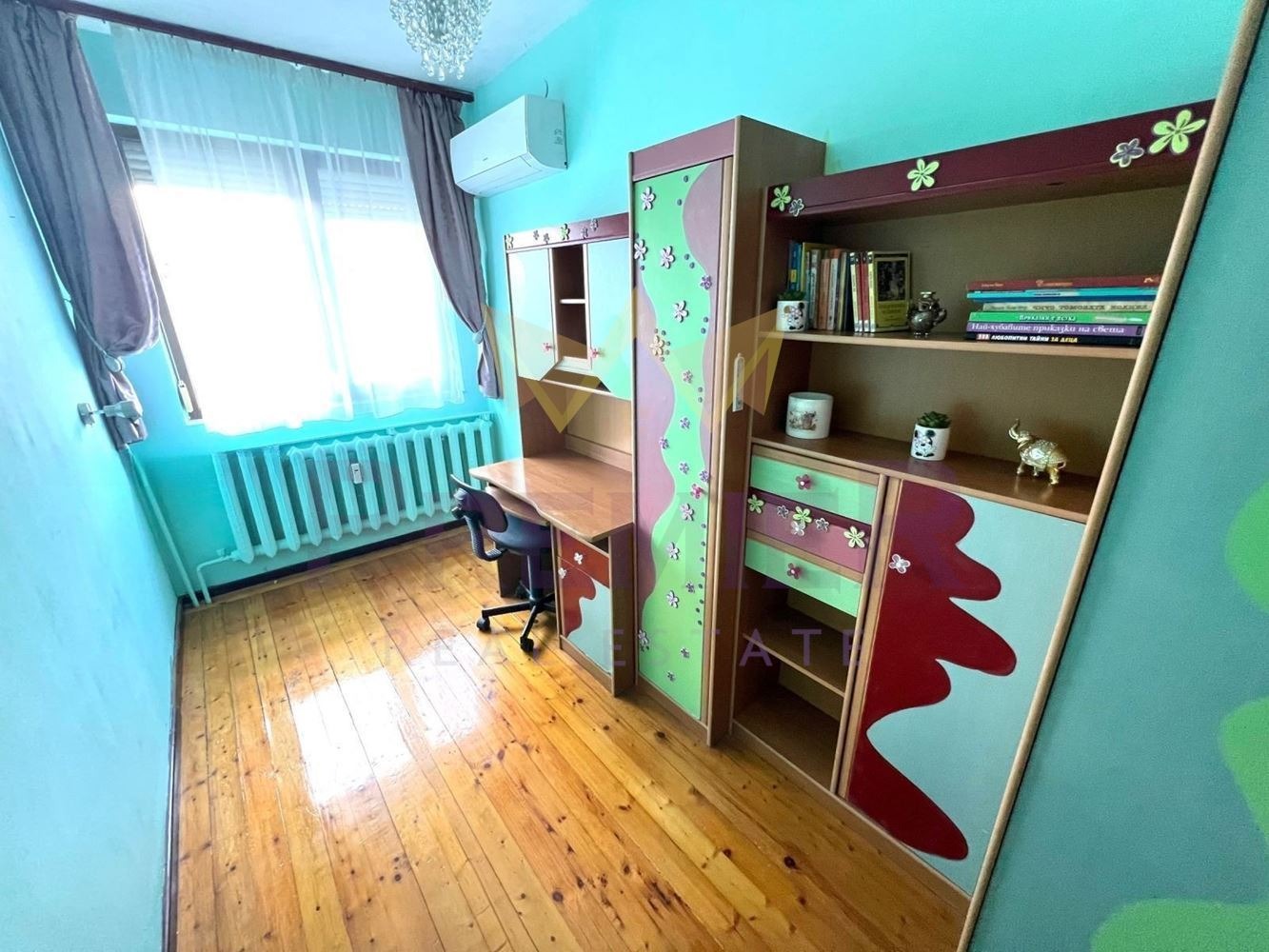 Продава ЕТАЖ ОТ КЪЩА, гр. Пловдив, Гагарин, снимка 3 - Етаж от къща - 54740463