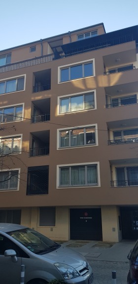 3 ložnice Zona B-5, Sofia 1