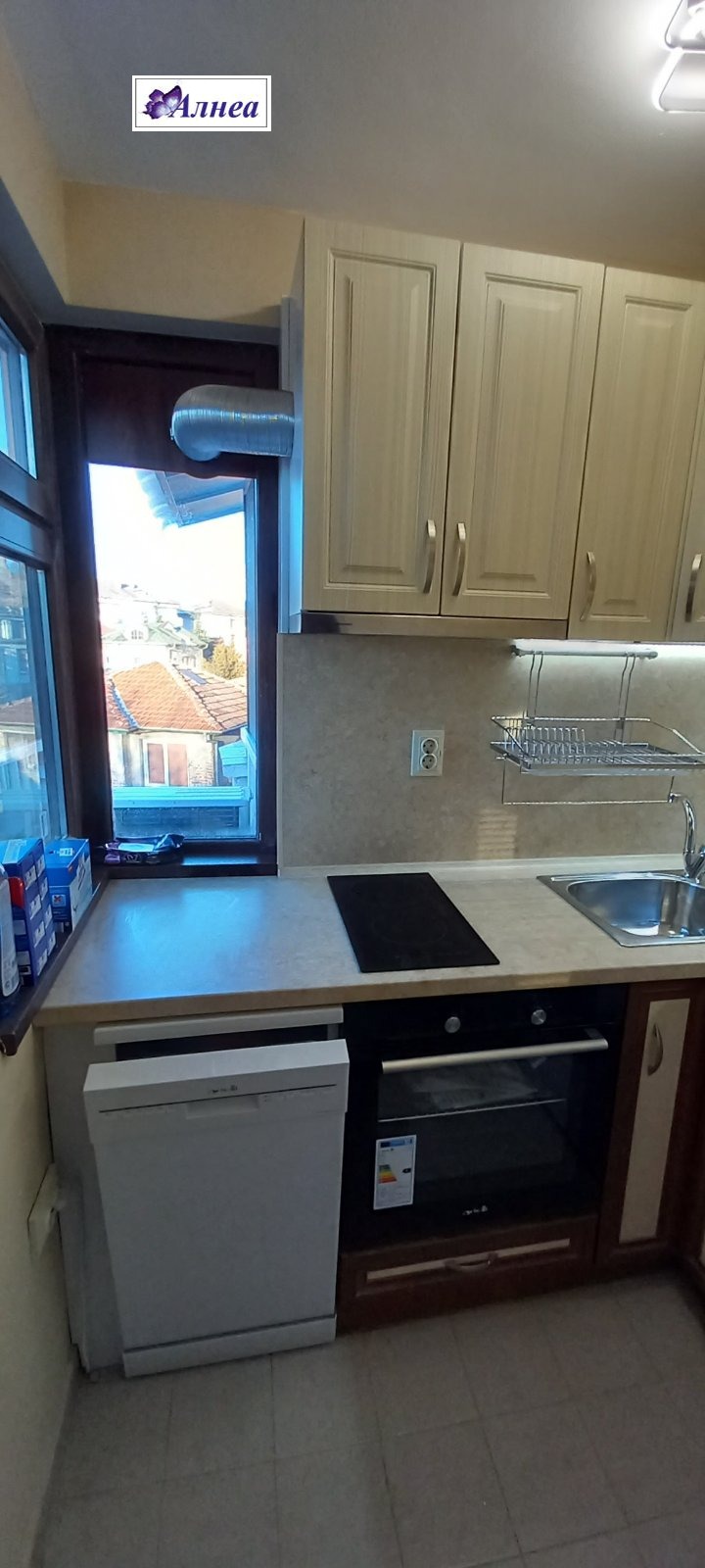Продава 3-СТАЕН, гр. Пловдив, Център, снимка 2 - Апартаменти - 56426623