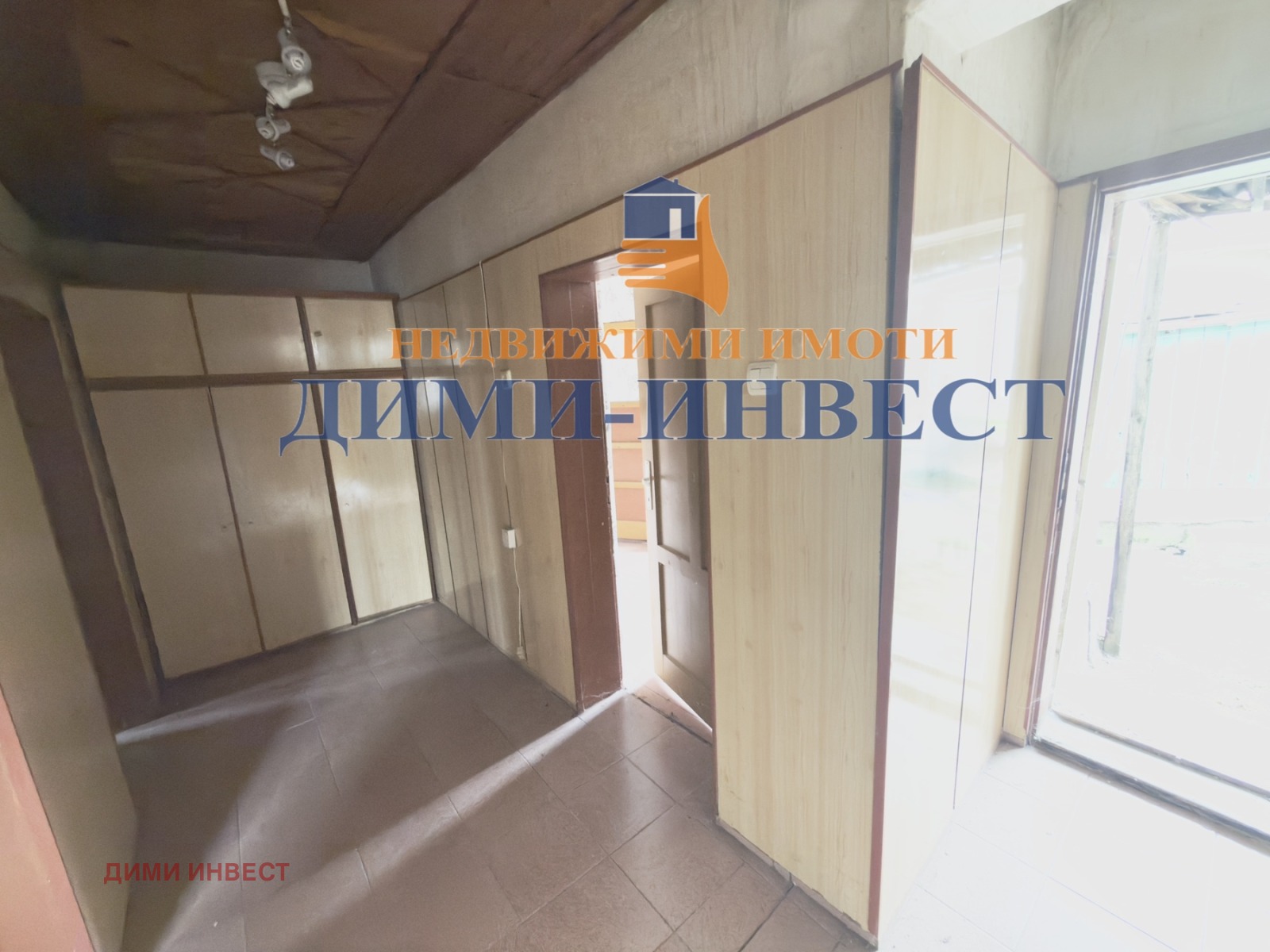Продава КЪЩА, гр. Добрич, Център, снимка 2 - Къщи - 56268529
