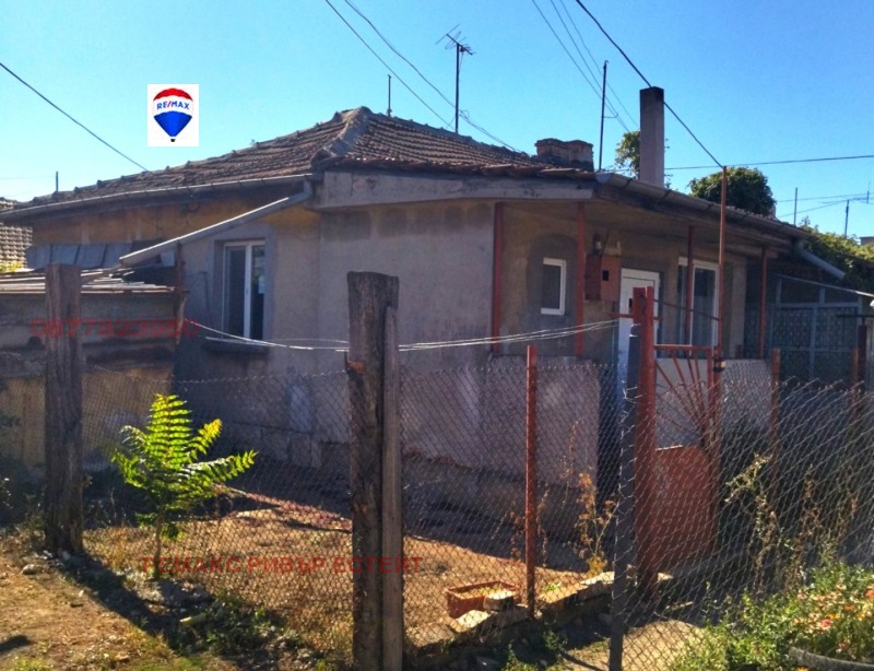 Продава КЪЩА в град Русе, Тракцията - 37 кв.м / 32 000 € » 62 586.56 лв., РЕМАКС РИВЪР ЕСТЕЙТ