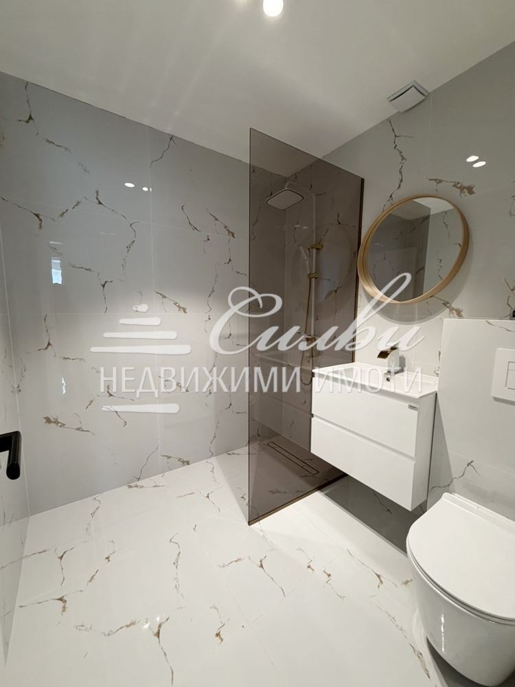 Продава МНОГОСТАЕН, гр. Шумен, Център, снимка 4 - Апартаменти - 53559971