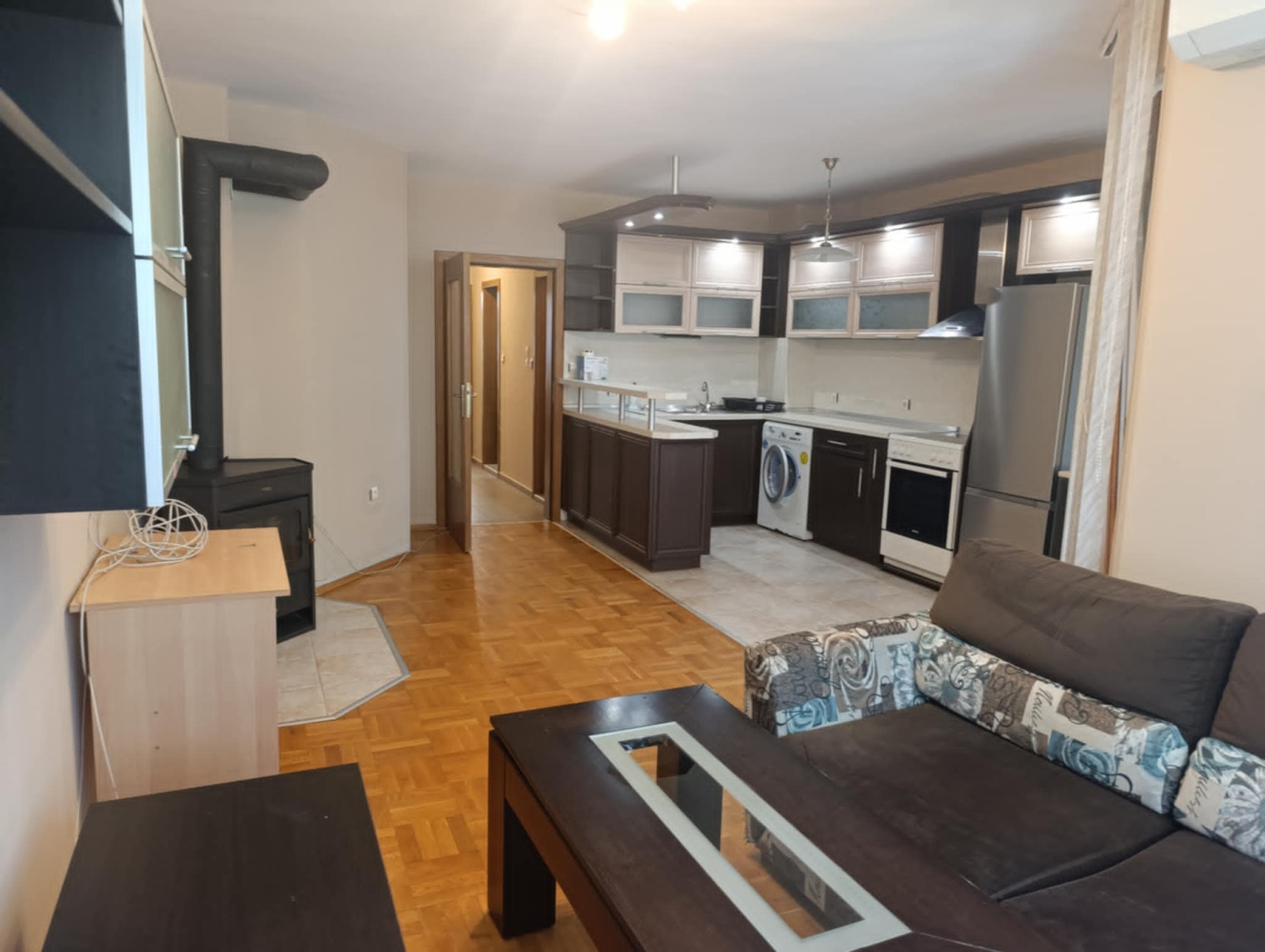 Продава 3-СТАЕН, гр. Варна, Лятно кино Тракия, снимка 2 - Апартаменти - 54686888