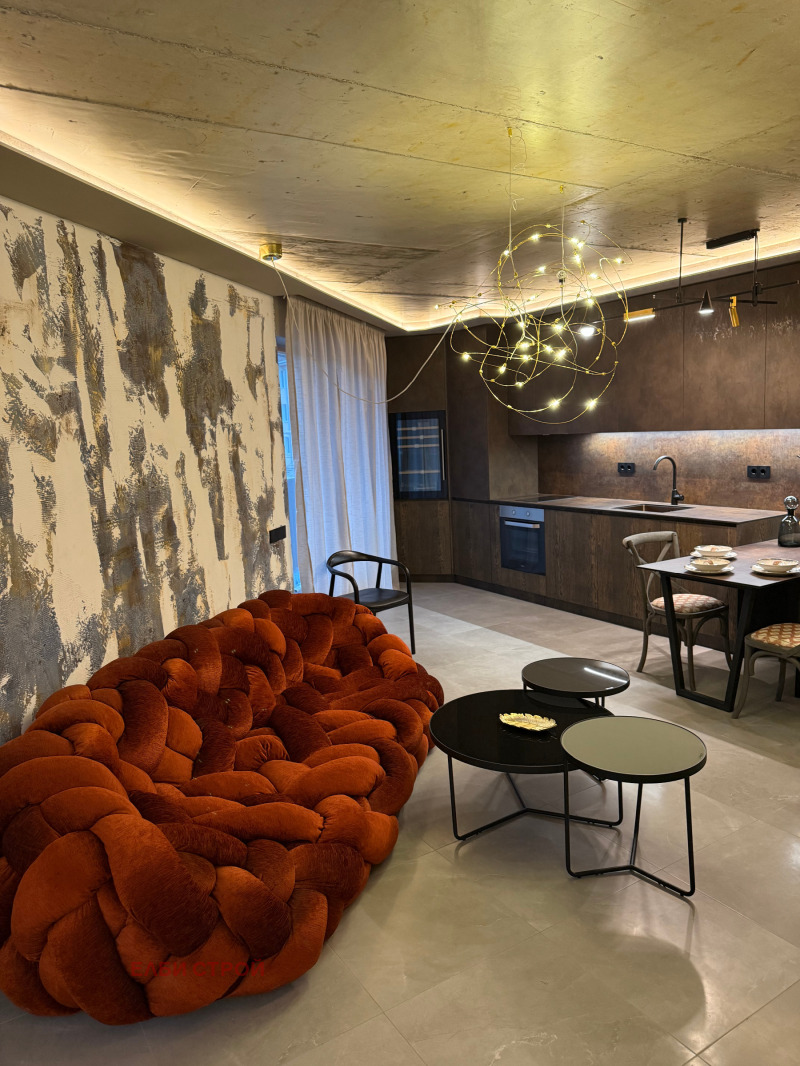 Продава 2-СТАЕН в град Перник, Изток - 86 кв.м / 159 100 € » 311 172.55 лв., ЕЛБИ СТРОЙ