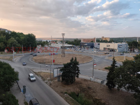 Продава 2-стаен град Плевен Широк център - [1] 