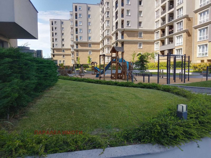 Te koop  2 slaapkamers Plovdiv , Trakija , 111 m² | 90561000
