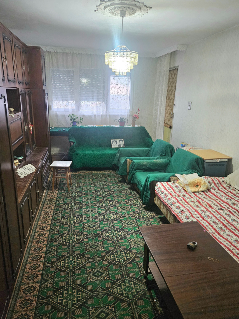 Продава 3-СТАЕН, гр. Русе, Родина 2, снимка 3 - Апартаменти - 52628500