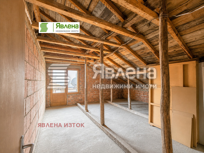 Продава ЕТАЖ ОТ КЪЩА, гр. Перник, Васил Левски, снимка 6 - Етаж от къща - 54479513