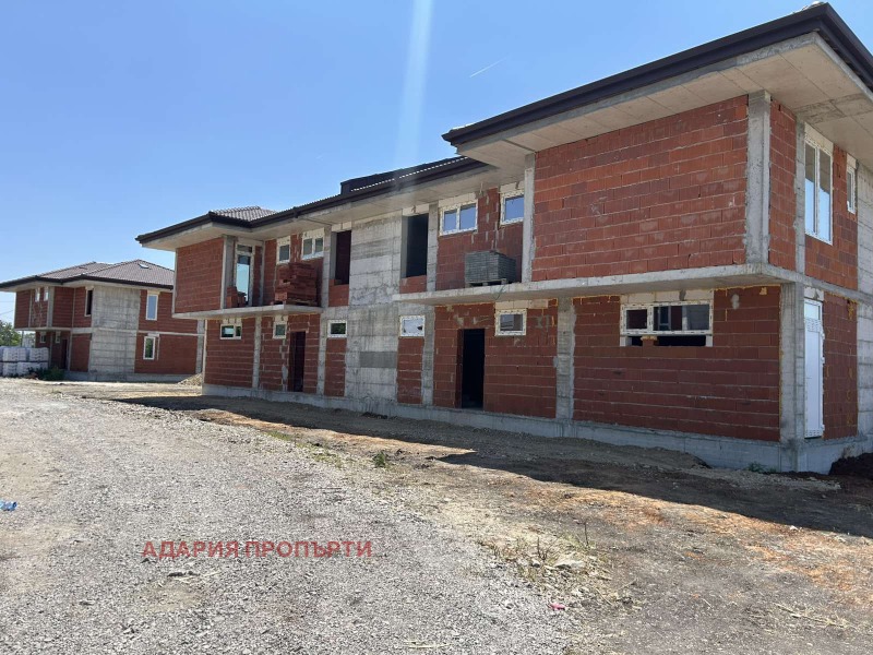 Продава  Къща град София , с. Мрамор , 261 кв.м | 30203726